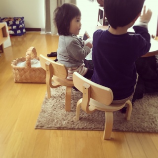 낢